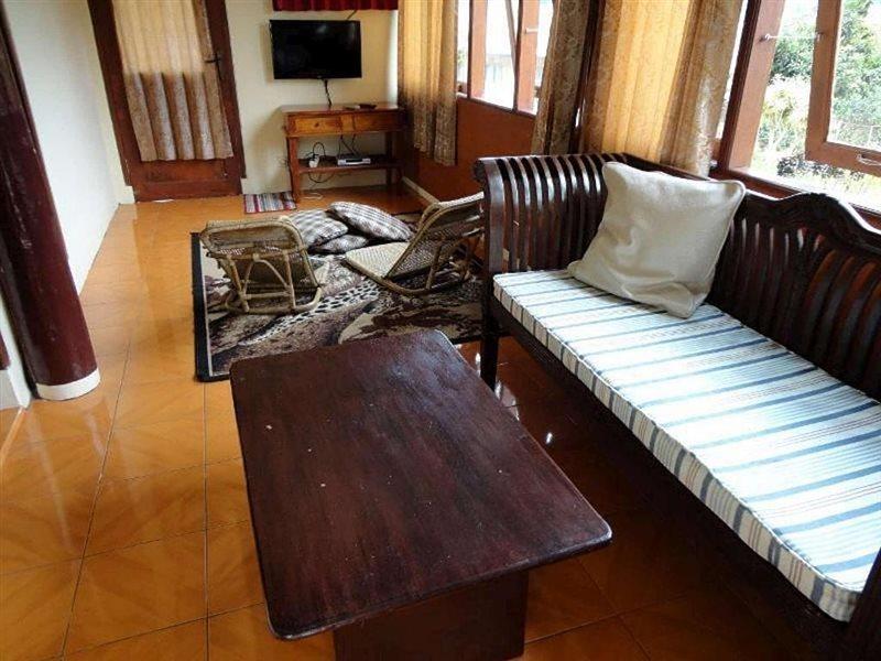 Villa Tunas Alam Mutiara Puncak Esterno foto