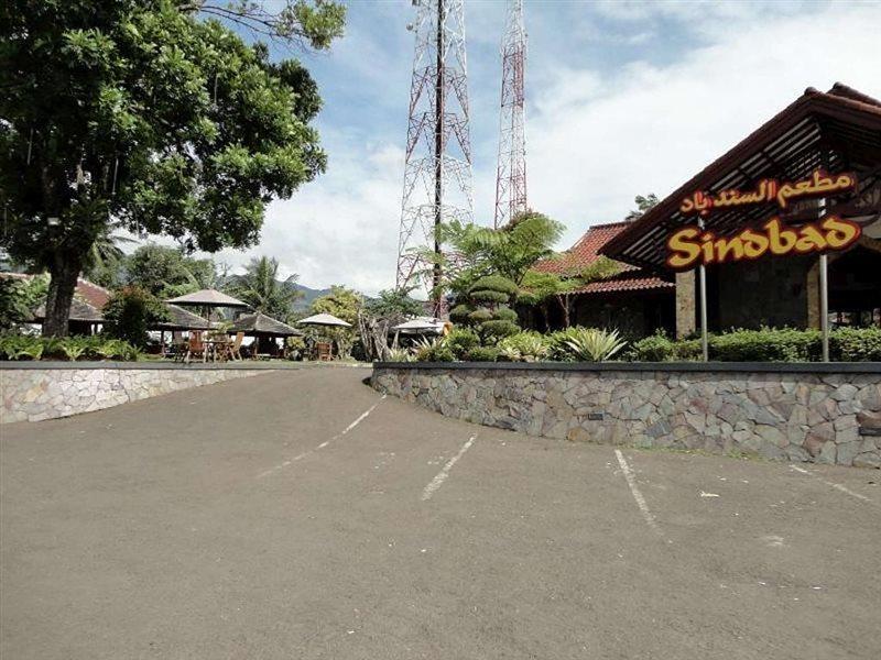 Villa Tunas Alam Mutiara Puncak Esterno foto